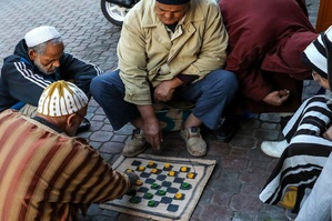 الحكومة تستعجل إصلاح أنظمة التقاعد المهددة بالإفلاس الحكومة تستعجل إصلاح أنظمة التقاعد المهددة بالإفلاس