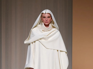 حصاد 2024: أبرز تصاميم المحجبات التي لفتت الأنظار هذا العام حصاد 2024: أبرز تصاميم المحجبات التي لفتت الأنظار هذا العام