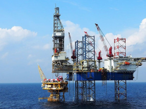 المغرب يستعد لزيادة قدرته التخزينية للمواد البترولية إلى 1.8 مليون متر مكعب بحلول 2030 المغرب يستعد لزيادة قدرته التخزينية للمواد البترولية إلى 1.8 مليون متر مكعب بحلول 2030