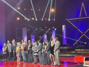 مدينة ميدلت تستضيف الدورة السادسة للمهرجان الدولي للسينما والتراث مدينة ميدلت تستضيف الدورة السادسة للمهرجان الدولي للسينما والتراث