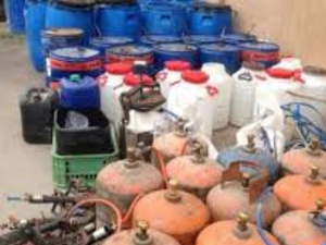 تفكيك ورشة لتصنيع وترويج «الماحيا» بمدينة وزان تفكيك ورشة لتصنيع وترويج «الماحيا» بمدينة وزان