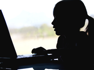 مشروع قانون جديد لتحديد السن القانوني الرقمي للأطفال في 16 سنة مشروع قانون جديد لتحديد السن القانوني الرقمي للأطفال في 16 سنة