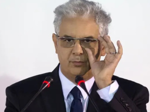 حزب الاستقلال يشيد بالإصلاحات الملكية لتعزيز مؤسسة الأسرة حزب الاستقلال يشيد بالإصلاحات الملكية لتعزيز مؤسسة الأسرة