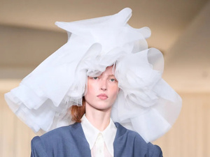 الكشاكش: عودة جريئة بروح حيوية وأسلوب عصري في موسم كروز 2025 الكشاكش: عودة جريئة بروح حيوية وأسلوب عصري في موسم كروز 2025