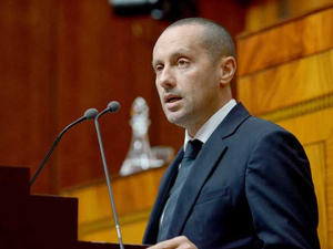 "بوحمرون" يتحول إلى وباء : البرلمان يستدعي وزير الصحة لبحث التداعيات "بوحمرون" يتحول إلى وباء : البرلمان يستدعي وزير الصحة لبحث التداعيات