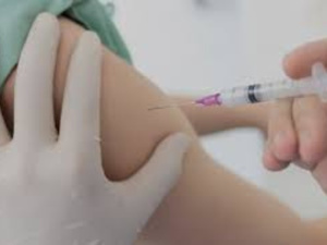 جهة العيون-الساقية الحمراء: استمرار حملات التلقيح لحماية الأطفال من الأمراض جهة العيون-الساقية الحمراء: استمرار حملات التلقيح لحماية الأطفال من الأمراض