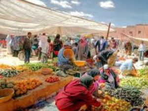 الحكومة تؤكد وفرة المواد الاستهلاكية واستقرار أسعارها استعدادًا لشهر رمضان الحكومة تؤكد وفرة المواد الاستهلاكية واستقرار أسعارها استعدادًا لشهر رمضان