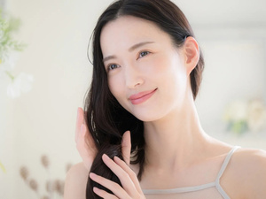 أفضل أنواع السيروم للعناية بالشعر أفضل أنواع السيروم للعناية بالشعر