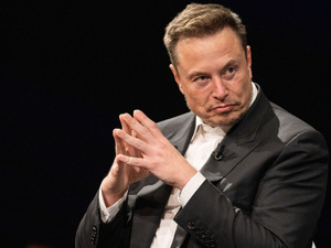 إيلون ماسك يعلن عن إطلاق "غروك 3" الأذكى في عالم الذكاء الاصطناعي إيلون ماسك يعلن عن إطلاق "غروك 3" الأذكى في عالم الذكاء الاصطناعي