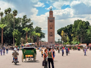 مراكش تحتضن الدورة الرابعة من برنامج "شاعر ومترجمه" مراكش تحتضن الدورة الرابعة من برنامج "شاعر ومترجمه"