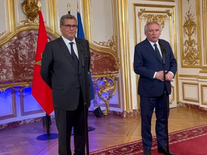 أخنوش والوزير الأول الفرنسي يبحثان تعزيز التعاون الاقتصادي والاستراتيجي أخنوش والوزير الأول الفرنسي يبحثان تعزيز التعاون الاقتصادي والاستراتيجي