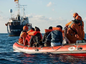 بشرى للمهاجرين المغاربة غير النظاميين.. الكونغرس الإسباني يبحث تسوية أوضاعهم القانونية بشرى للمهاجرين المغاربة غير النظاميين.. الكونغرس الإسباني يبحث تسوية أوضاعهم القانونية