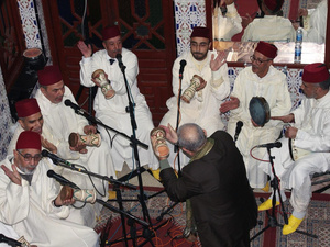 الأمسية الفنية الفكرية لجمعية إدريس بن المامون للبحث والإبداع في فن الملحون الأمسية الفنية الفكرية لجمعية إدريس بن المامون للبحث والإبداع في فن الملحون