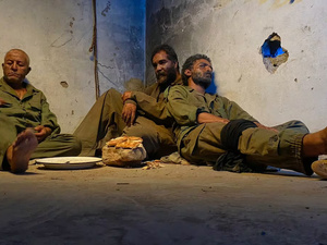 «الهاربون من تندوف»: فيلم سينمائي يفضح انتهاكات «البوليساريو» بحق المحتجزين المغاربة «الهاربون من تندوف»: فيلم سينمائي يفضح انتهاكات «البوليساريو» بحق المحتجزين المغاربة