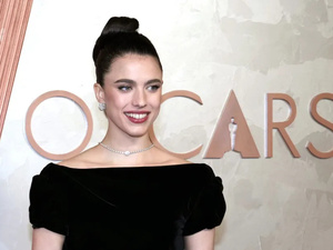 أجمل تسريحات شعر النجمات في حفل أوسكار 2025: إبداع وأناقة على السجادة الحمراء أجمل تسريحات شعر النجمات في حفل أوسكار 2025: إبداع وأناقة على السجادة الحمراء