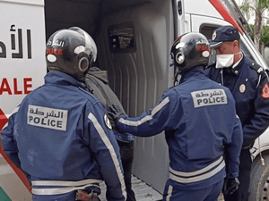 الشرطة تطارد متورطين في مواجهة مسلحة بالدار البيضاء الشرطة تطارد متورطين في مواجهة مسلحة بالدار البيضاء