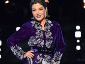 إطلالة سميرة سعيد في رمضان: توازن بين الأصالة والموضة الحديثة إطلالة سميرة سعيد في رمضان: توازن بين الأصالة والموضة الحديثة