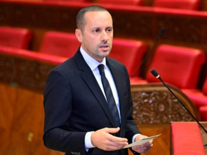 أزمة الأجور بوزارة الصحة أساتذة محاضرون بلا رواتب أزمة الأجور بوزارة الصحة أساتذة محاضرون بلا رواتب