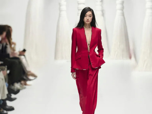 موديلات جاكيتات خفيفة لتتألقي بها في ربيع 2025 موديلات جاكيتات خفيفة لتتألقي بها في ربيع 2025