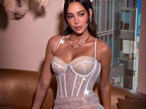 بسمة بوسيل تبهر جمهورها بإطلالة ساحرة في كليب "في شرع مين" بسمة بوسيل تبهر جمهورها بإطلالة ساحرة في كليب "في شرع مين"