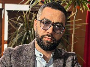 أشاد جمهور الدراما بأداء مراد حميمو الاستثنائي في مسلسل “يوم ملقاك”. أشاد جمهور الدراما بأداء مراد حميمو الاستثنائي في مسلسل “يوم ملقاك”.