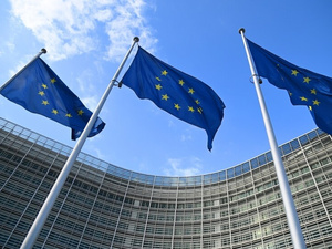 الاتحاد الأوروبي يطالب مواطنيه بالاستعداد لكوارث محتملة عبر تخزين الطعام والماء الاتحاد الأوروبي يطالب مواطنيه بالاستعداد لكوارث محتملة عبر تخزين الطعام والماء