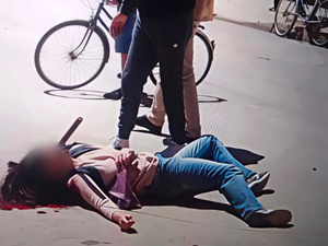 مأساة في الوسط التربوي: وفاة أستاذة بأرفود متأثرة باعتداء تلميذ بساطور مأساة في الوسط التربوي: وفاة أستاذة بأرفود متأثرة باعتداء تلميذ بساطور