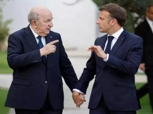 أزمة طاحنة بين الجزائر وفرنسا : طرد متبادل لدبلوماسيين يعمّق الهوة بين البلدين أزمة طاحنة بين الجزائر وفرنسا : طرد متبادل لدبلوماسيين يعمّق الهوة بين البلدين