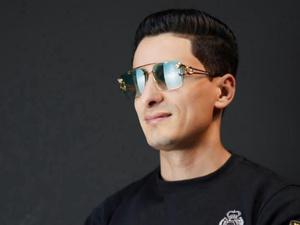 يونس ساهر يطرح جديده الغنائي "بحال والو" بإحساس شبابي ولمسة مغربية يونس ساهر يطرح جديده الغنائي "بحال والو" بإحساس شبابي ولمسة مغربية