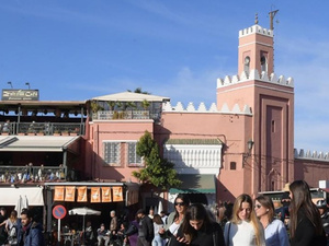 المغرب يحقق أداءً سياحياً استثنائياً: 5.7 ملايين سائح في أربعة أشهر المغرب يحقق أداءً سياحياً استثنائياً: 5.7 ملايين سائح في أربعة أشهر