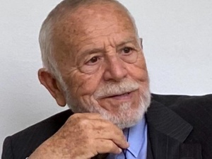 لأستاذ يحيى بن سليمان في ذمة الله لأستاذ يحيى بن سليمان في ذمة الله