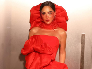 الفنانة المغربية بسمة بوسيل تتصدر مواقع التواصل الاجتماعي بفيديو مؤثر الفنانة المغربية بسمة بوسيل تتصدر مواقع التواصل الاجتماعي بفيديو مؤثر