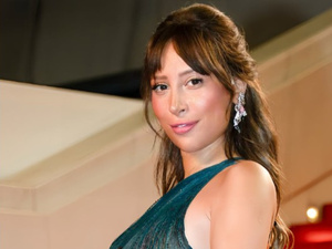 سمية الألفي تتألق في مهرجان كان السينمائي الدولي وتعلن عن حملها الأول