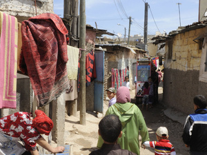 مندوبية التخطيط: الفقر بالمغرب يتراجع بـمليوني شخص وانخفاضه لا يخفي الفوارق المجالية مندوبية التخطيط: الفقر بالمغرب يتراجع بـمليوني شخص وانخفاضه لا يخفي الفوارق المجالية