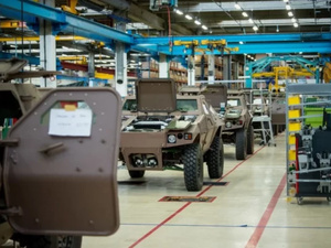 المغرب وبريطانيا يطلقان شراكة دفاعية غير مسبوقة… BAE Systems تدخل خط الإنتاج العسكري بالمملكة المغرب وبريطانيا يطلقان شراكة دفاعية غير مسبوقة… BAE Systems تدخل خط الإنتاج العسكري بالمملكة