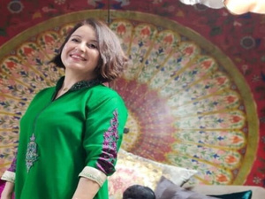 مجيدة بنكيران: الأجور الهزيلة للفنانين المغاربة ومعضلة دخول المؤثرين إلى المجال الفني مجيدة بنكيران: الأجور الهزيلة للفنانين المغاربة ومعضلة دخول المؤثرين إلى المجال الفني