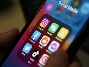 8 من كل 10 مغاربة على مواقع التواصل الاجتماعي.. و"واتساب" يتصدر المشهد الرقمي 8 من كل 10 مغاربة على مواقع التواصل الاجتماعي.. و"واتساب" يتصدر المشهد الرقمي