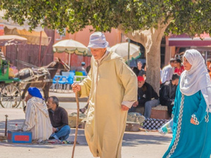 مؤشر خطير على تآكل القيم : 42,8% من المغاربة يصفون السلوك العام بـ"السيئ" مؤشر خطير على تآكل القيم : 42,8% من المغاربة يصفون السلوك العام بـ"السيئ"