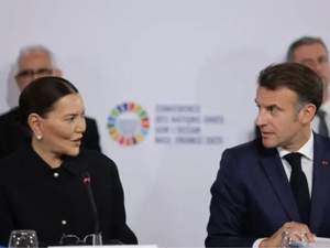 الرئيس الفرنسي : ميناء الداخلة سيفتح آفاقا واعدة للمغرب في إفريقيا الرئيس الفرنسي : ميناء الداخلة سيفتح آفاقا واعدة للمغرب في إفريقيا