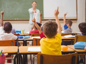 وزارة التعليم تفتح آفاقًا جديدة للتعليم الخصوصي لفائدة الجالية المغربية بالخارج وزارة التعليم تفتح آفاقًا جديدة للتعليم الخصوصي لفائدة الجالية المغربية بالخارج