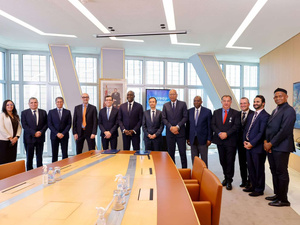 اتصالات المغرب ومؤسسة التمويل الدولية تتعاونان بقيمة 370 مليون أورو لتعزيز الاتصال الرقمي في إفريقيا اتصالات المغرب ومؤسسة التمويل الدولية تتعاونان بقيمة 370 مليون أورو لتعزيز الاتصال الرقمي في إفريقيا