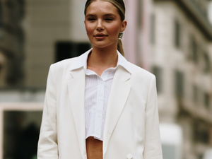 كيفية تنسيق السروال الأبيض لصيف 2025 كيفية تنسيق السروال الأبيض لصيف 2025