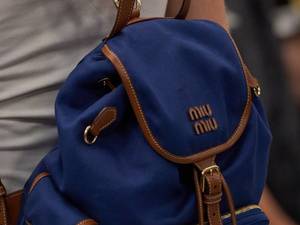 حقيبة الـBackpack: صيحة صيف 2025 المميزة