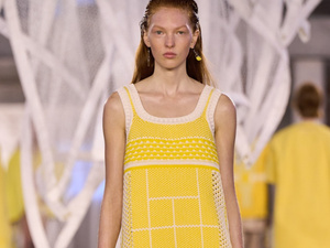 أبرز صيحات الفساتين لصيف 2025: لإطلالات منعشة ومميزة أبرز صيحات الفساتين لصيف 2025: لإطلالات منعشة ومميزة