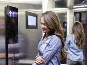 المرايا داخل المصاعد: حل بسيط لتخفيف رهاب الأماكن المغلقة المرايا داخل المصاعد: حل بسيط لتخفيف رهاب الأماكن المغلقة