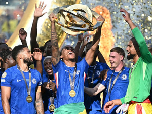 تشيلسي يُتوّج بلقب كأس العالم للأندية للمرة الأولى في تاريخه بثلاثية نظيفة أمام باريس سان جيرمان