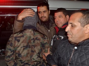 تفكيك شبكة “كاشيرا”: سقوط أحد أخطر بارونات الكوكايين في عملية أمنية دقيقة تفكيك شبكة “كاشيرا”: سقوط أحد أخطر بارونات الكوكايين في عملية أمنية دقيقة