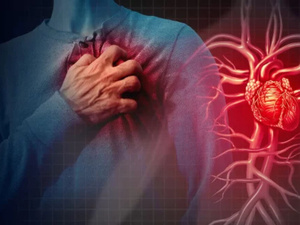 كيفية التصرف عند الاشتباه بالنوبة القلبية خلال الطقس الحار: نصائح طبية مهمة كيفية التصرف عند الاشتباه بالنوبة القلبية خلال الطقس الحار: نصائح طبية مهمة