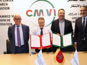 توقيع بروتوكول اتفاق بين مؤسسة محمد السادس للعلوم والصحة وشركة "أسترازينيكا" لتطوير مراكز للتميز في علاج الأمراض النادرة توقيع بروتوكول اتفاق بين مؤسسة محمد السادس للعلوم والصحة وشركة "أسترازينيكا" لتطوير مراكز للتميز في علاج الأمراض النادرة