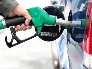 هوامش ربح الغازوال والبنزين تتذبذب والمداخيل الضريبية ترتفع بـ412 مليون درهم هوامش ربح الغازوال والبنزين تتذبذب والمداخيل الضريبية ترتفع بـ412 مليون درهم